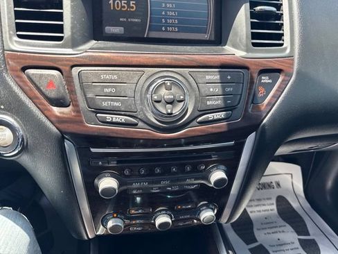 Used 2014 Nissan Pathfinder SL w/ Cargo Package FWD image 39