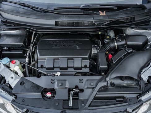 Used 2017 Honda Odyssey Touring Elite image 18