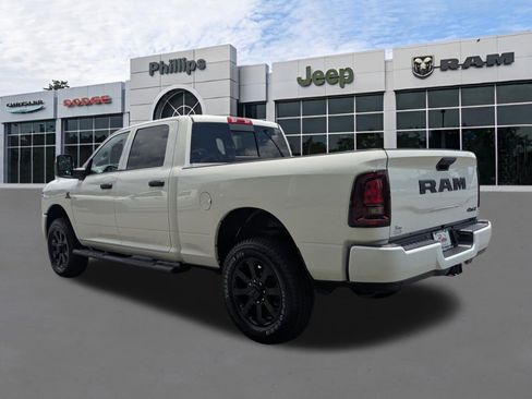 New 2026 RAM 2500 Tradesman AWD/4WD image 5