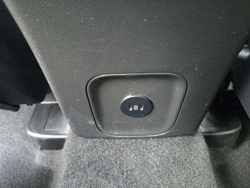 Used 2025 Ford Escape Active AWD/4WD image 27