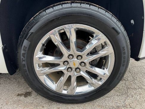 Used 2018 Chevrolet Traverse High Country w/ LPO, Floor Liner Package AWD/4WD image 28