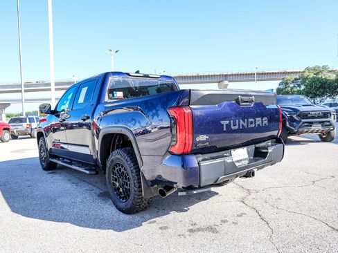 Used 2025 Toyota Tundra SR5 AWD/4WD image 9