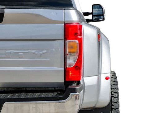 Used 2022 Ford F350 XL w/ STX Appearance Package image 46