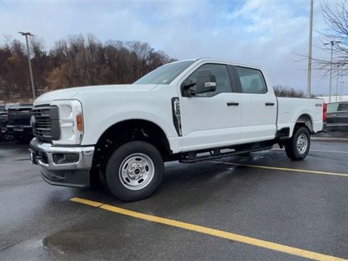 Used 2024 Ford F250 XL w/ Snow Plow Prep Package image 4