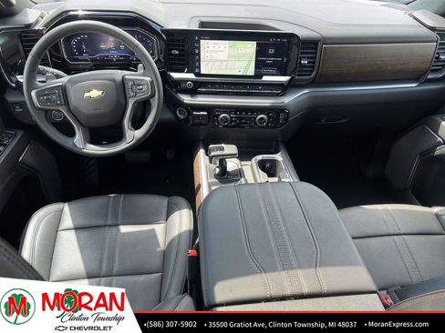 Certified 2025 Chevrolet Silverado 1500 High Country w/ High Country Premium Package AWD/4WD image 15