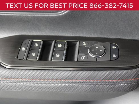New 2026 Nissan Kicks SR w/ Cold Weather Package FWD image 22