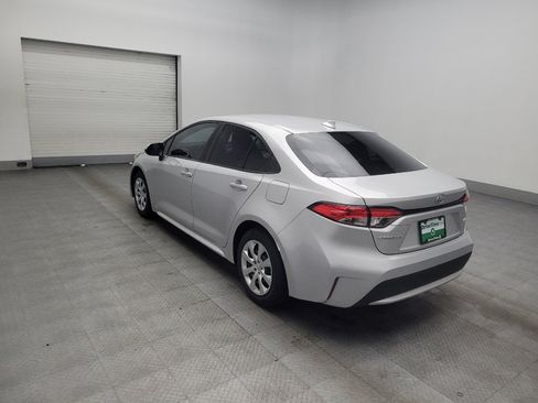 Used 2021 Toyota Corolla LE image 5