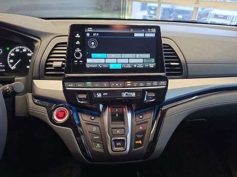 Used 2025 Honda Odyssey Touring image 24