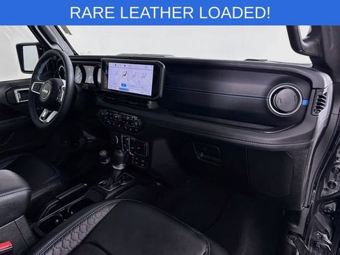 Used 2024 Jeep Wrangler High Altitude AWD/4WD image 32