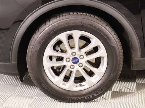 Used 2022 Ford Escape SE FWD image 16