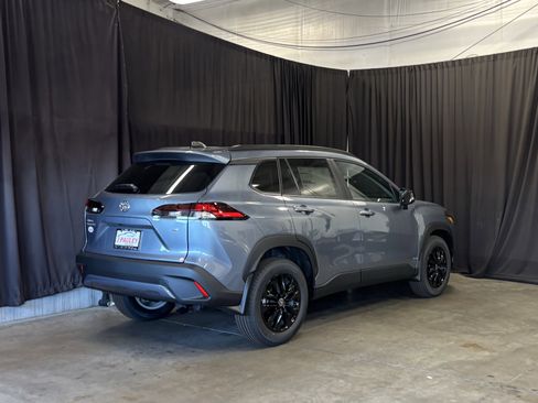 New 2026 Toyota Corolla Cross LE image 27