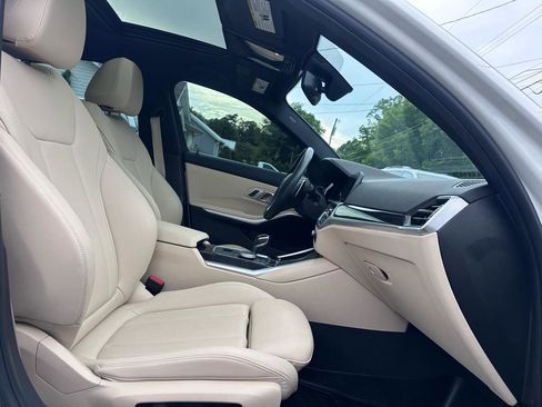 Used 2020 BMW 330i Sedan w/ Convenience Package RWD image 20