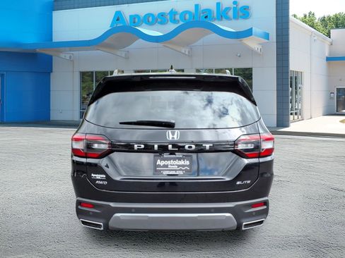 New 2026 Honda Pilot Elite image 4