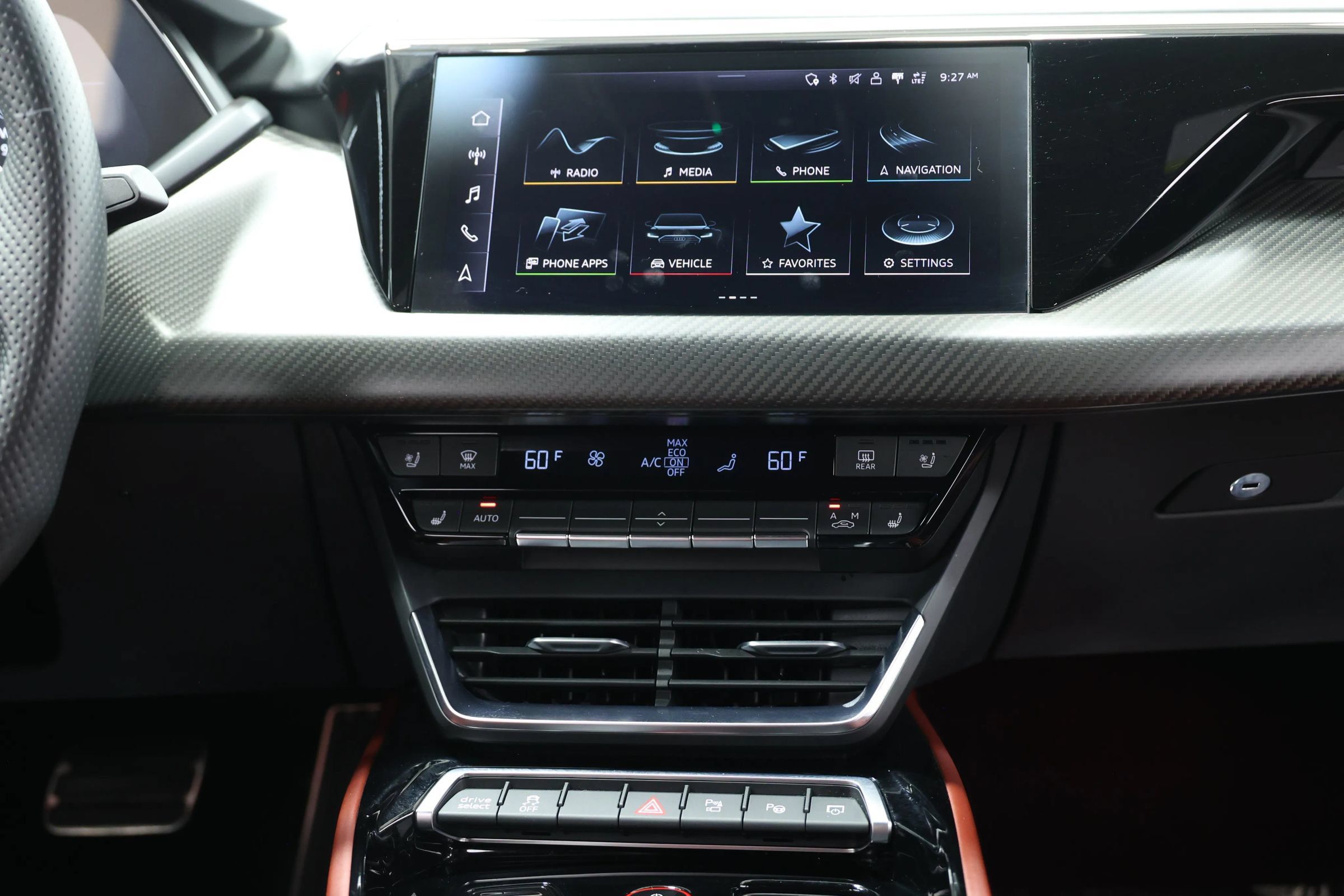 Used 2023 Audi RS e-tron GT w/ Carbon Performance Package AWD/4WD image 34