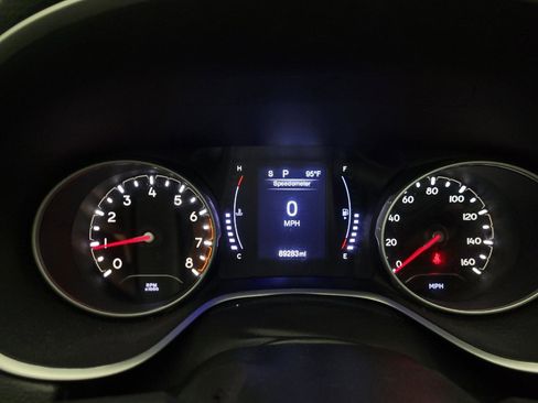 Used 2020 Jeep Compass Latitude FWD image 23