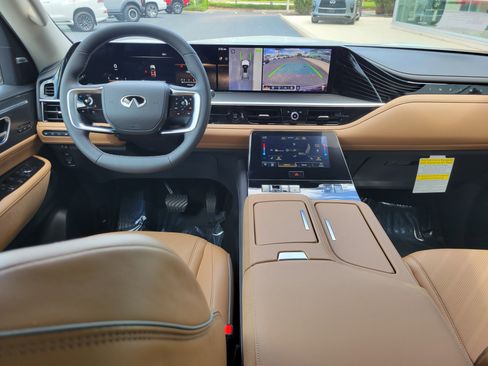 New 2026 INFINITI QX80 Luxe RWD image 13