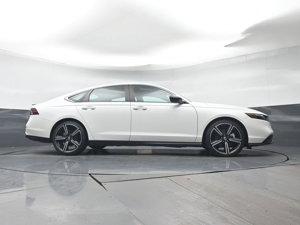 Certified 2023 Honda Accord Sport image 29