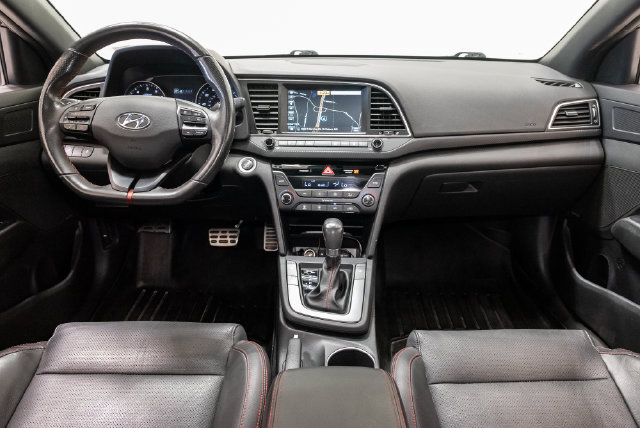 Used 2018 Hyundai Elantra Sport w/ Sport Premium Package 03 FWD image 28