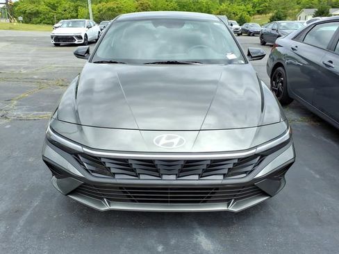 New 2026 Hyundai Elantra Sport w/ Cargo Package FWD image 18