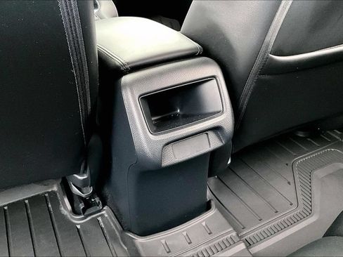 Used 2024 Honda HR-V EX-L image 29