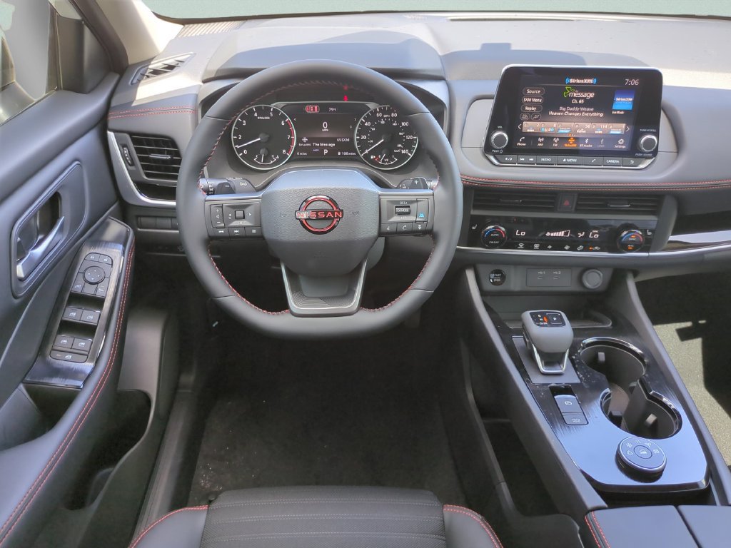 Certified 2026 Nissan Rogue SV AWD/4WD image 29