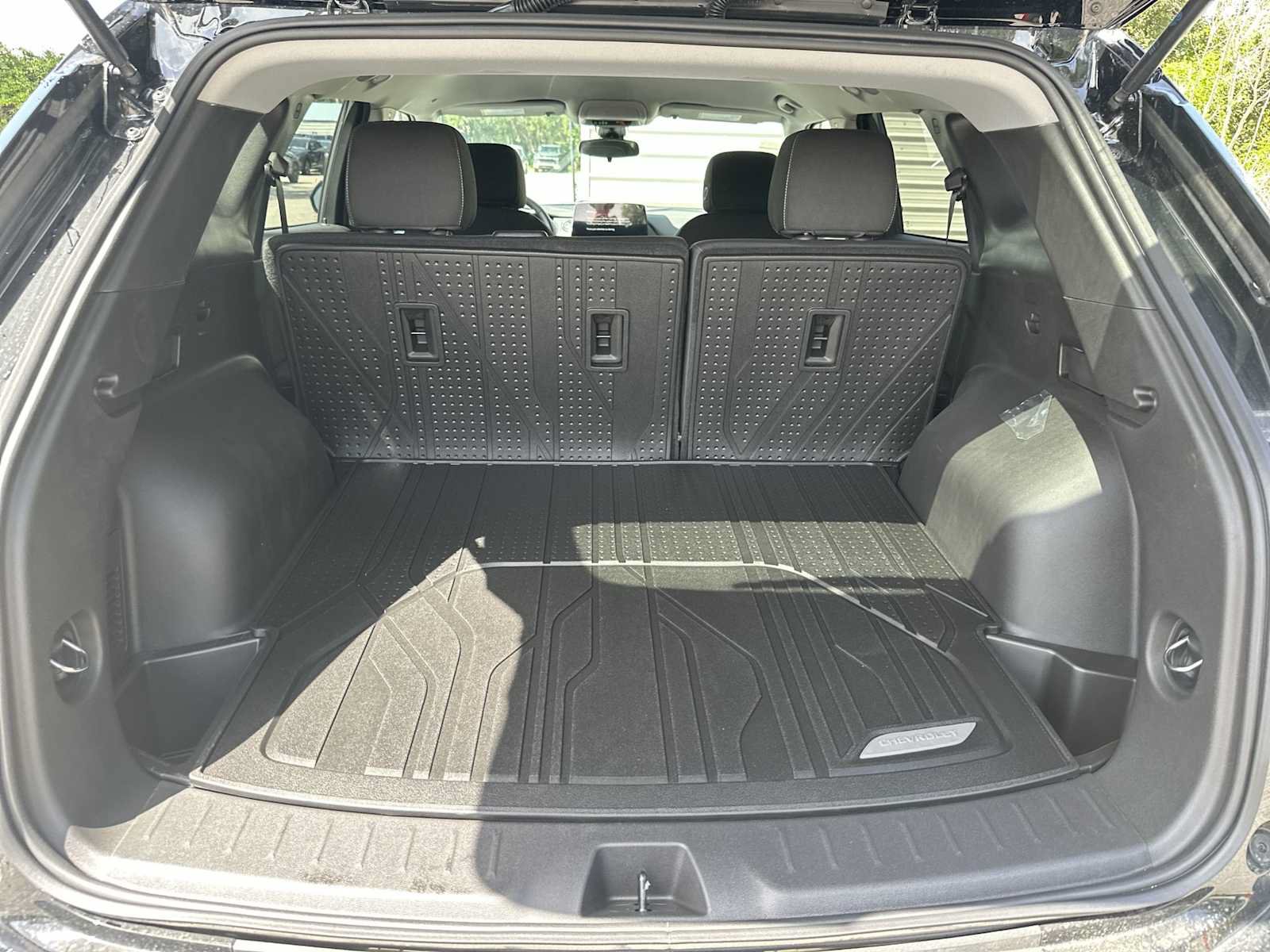 New 2026 Chevrolet Blazer LT w/ LPO, Floor Liner Package FWD image 25