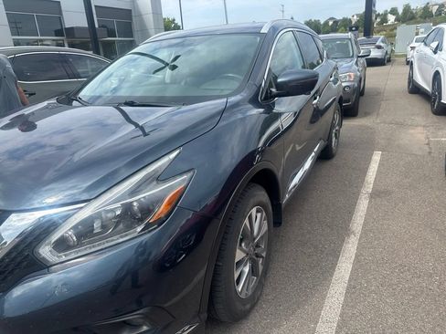 Used 2018 Nissan Murano SL w/ Moonroof Package AWD/4WD image 2