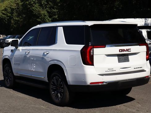 New 2026 GMC Yukon Elevation w/ LPO, Floor Liner Package image 6