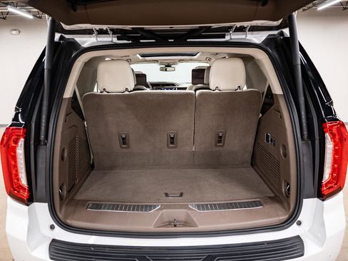 Used 2021 GMC Yukon Denali image 14