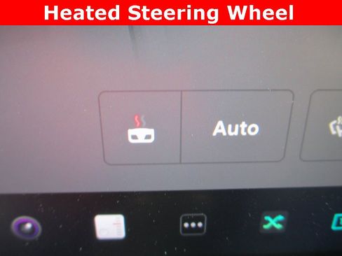 Used 2022 Tesla Model X Plaid image 26