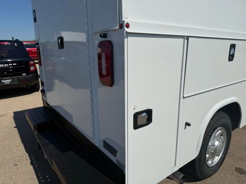 New 2026 Ford E-350 and Econoline 350 Super Duty w/ Power Equipment Group RWD image 36