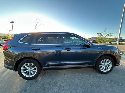 Used 2024 Honda CR-V EX-L image 9