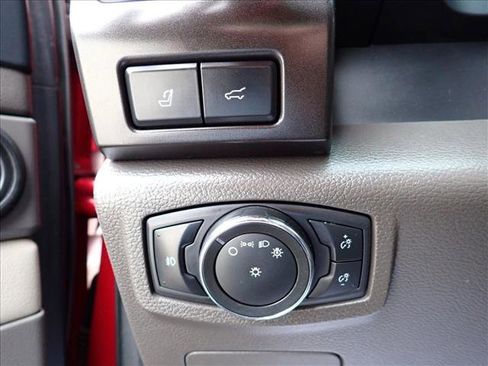 Used 2021 Ford Expedition Max Limited image 19