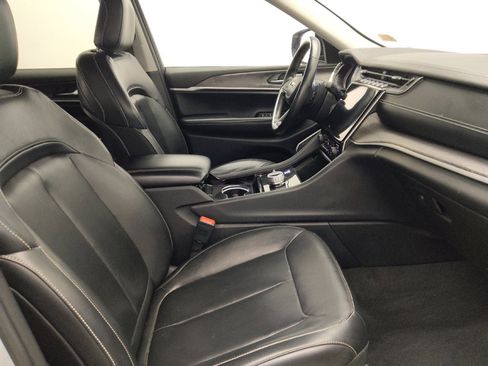 Used 2021 Jeep Grand Cherokee L Limited AWD/4WD image 21