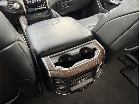 Used 2020 RAM 1500 Laramie AWD/4WD image 47