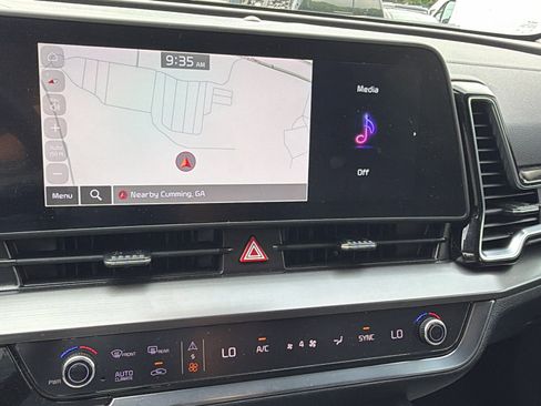 Used 2025 Kia Sportage EX w/ Premium Package FWD image 33