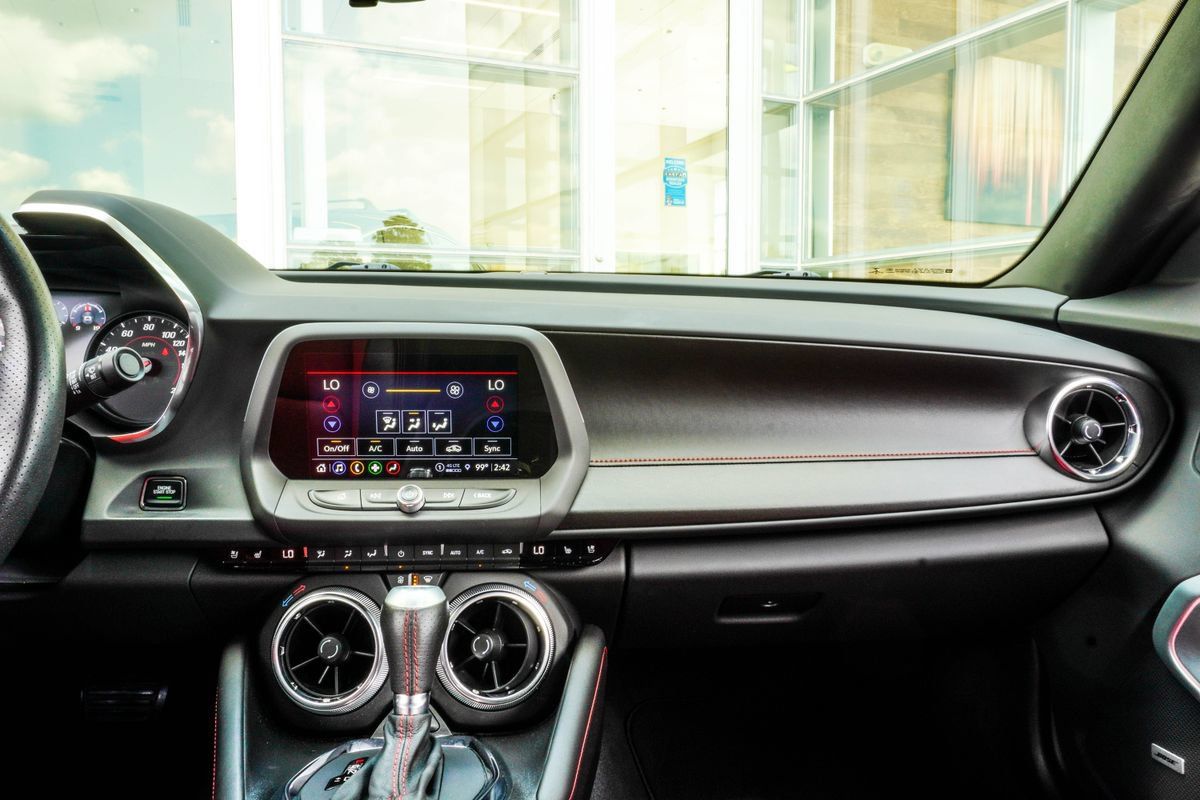 Used 2023 Chevrolet Camaro SS RWD image 18
