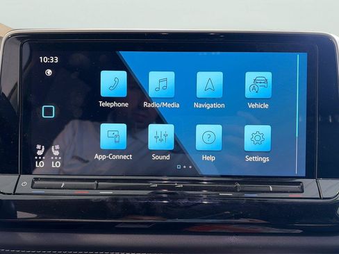Used 2024 Volkswagen Atlas SE FWD image 18
