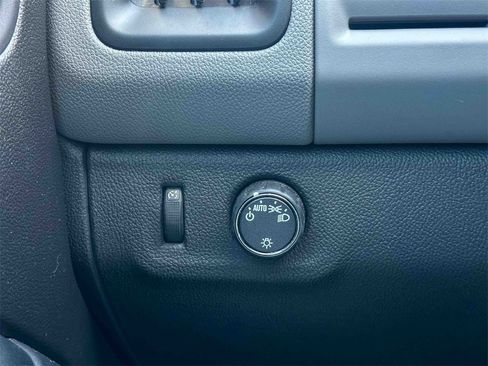 Certified 2021 Chevrolet Colorado W/T w/ WT Convenience Package image 29