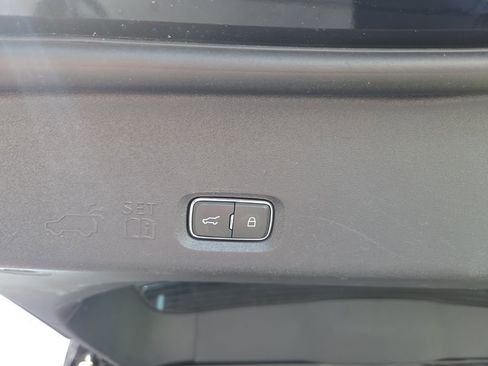Used 2025 Ford Expedition Max Platinum AWD/4WD image 28