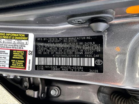 Used 2020 Toyota Camry SE FWD image 33