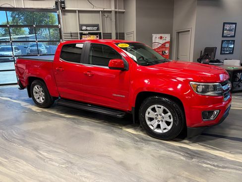 Used 2016 Chevrolet Colorado LT w/ LT Convenience Package image 27