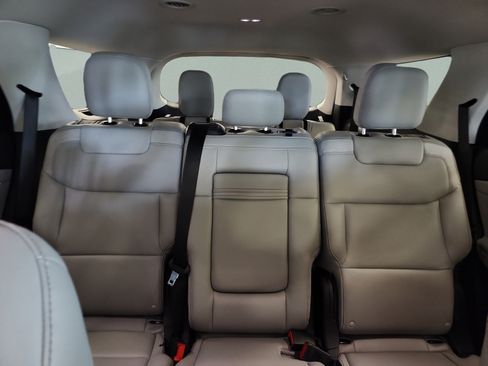 New 2026 Ford Explorer Active w/ Active Comfort Package RWD image 17