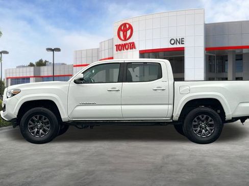 Certified 2023 Toyota Tacoma SR5 image 9