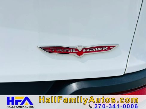 Used 2016 Jeep Cherokee Trailhawk w/ Trailer Tow Group AWD/4WD image 32