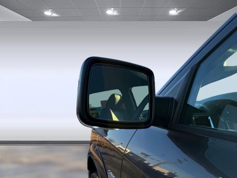 Used 2016 RAM 1500 Laramie w/ Convenience Group image 19