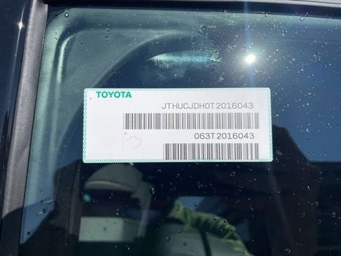 New 2026 Lexus UX 300h AWD image 28