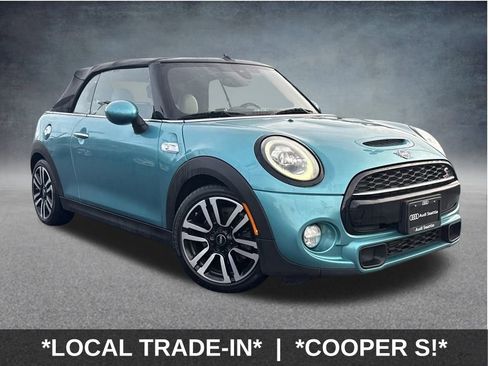 Used 2019 MINI Cooper S image 1
