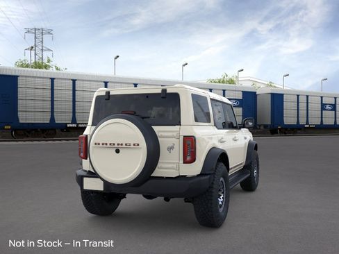 New 2026 Ford Bronco Outer Banks AWD/4WD image 8