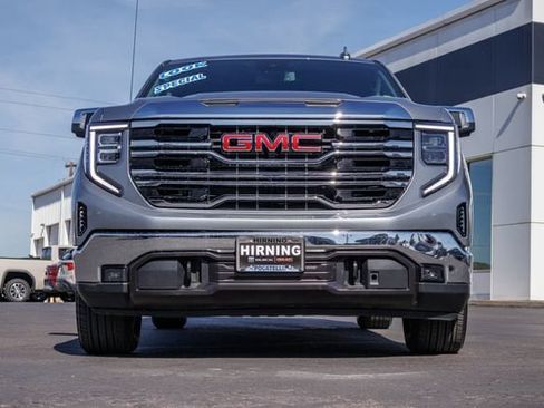 Used 2025 GMC Sierra 1500 SLT AWD/4WD image 33